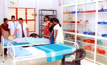 Mitra Hospital clinical facilities 