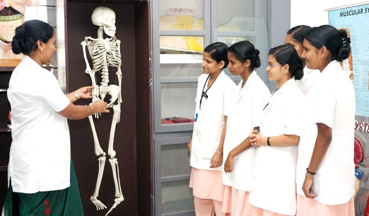 Sri Vinayaka College of Nursing Laboratary 