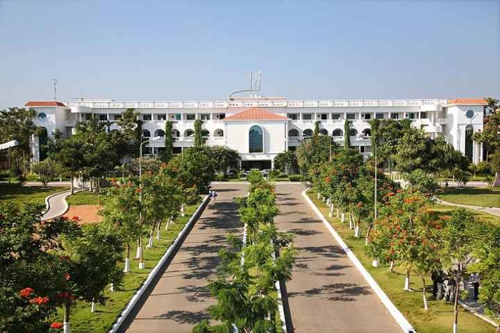 Dhanalakshmi Srinivasan College of Nursing
