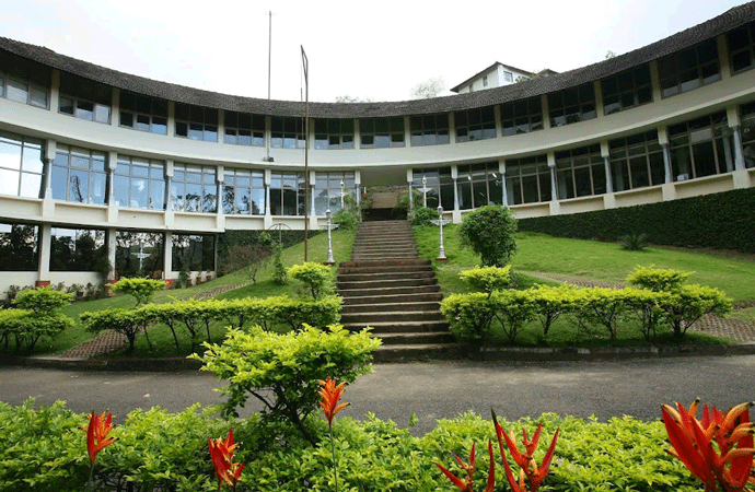 DC School Of Management And Technology 