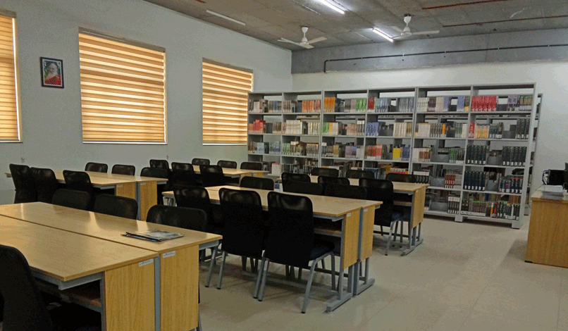 Chinmaya University Kochi Library 
